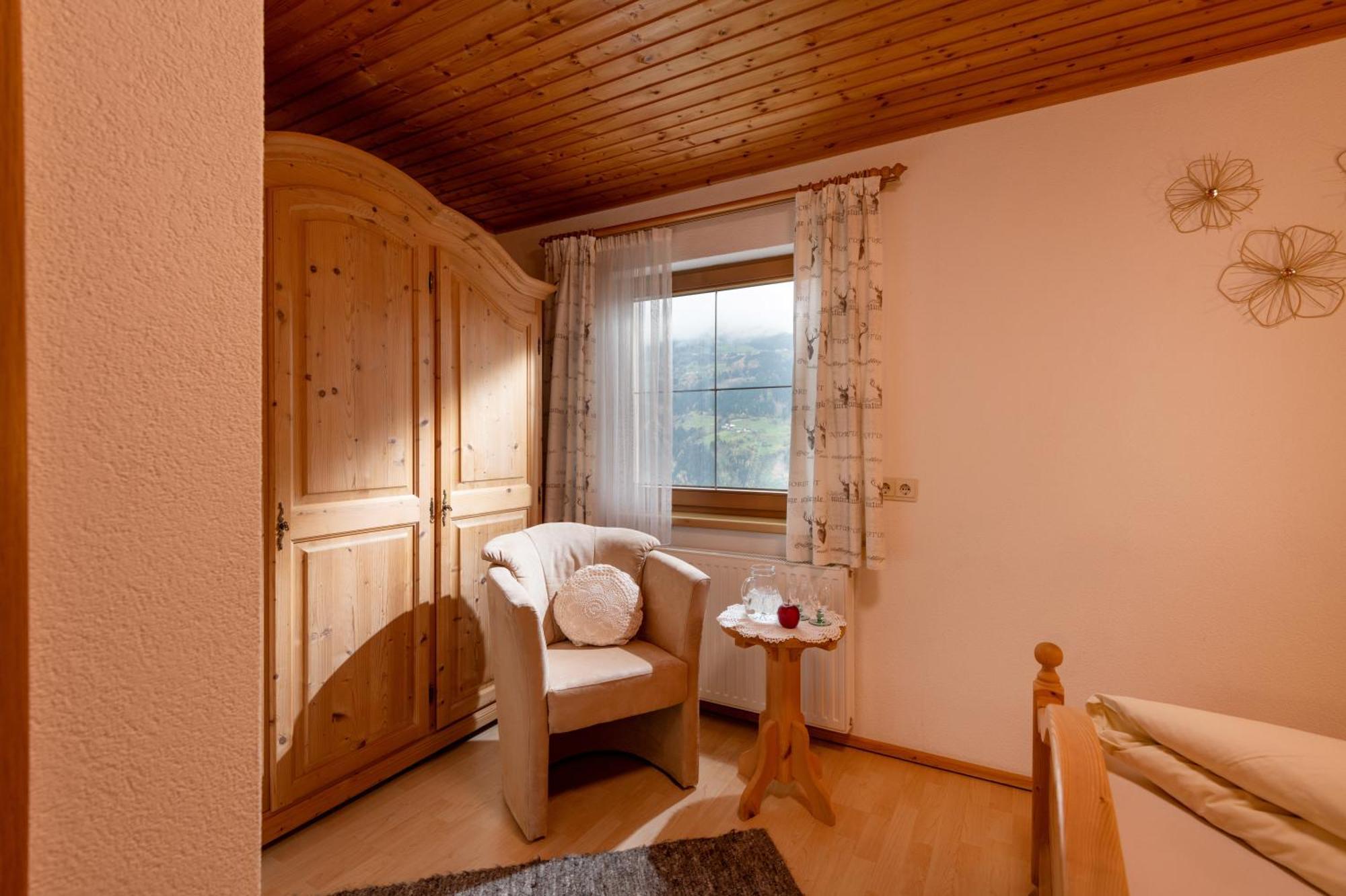 Neurauthof Hotell Zellberg Eksteriør bilde