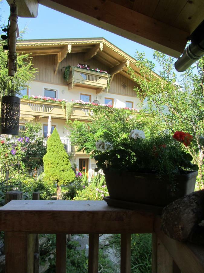 Neurauthof Hotell Zellberg Eksteriør bilde